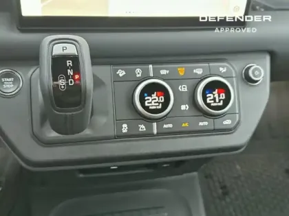 Photo 7 Land rover Defender  90 3.0 D250 Hard Top X-Dynamic SE