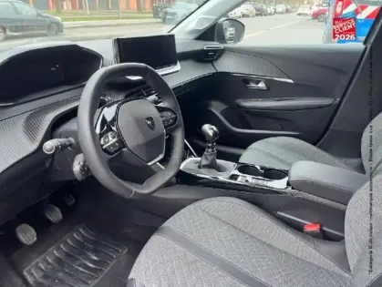 Photo 14 Peugeot 208  1.2 PureTech 100ch S&S Allure