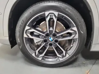 Photo 9 BMW X1  xDrive25e 245ch M Sport