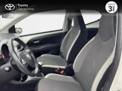 Photo 5 Toyota Aygo  1.0 VVT-i 72ch x-play 5p MY20