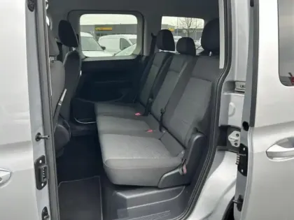 Photo 8 Ford Tourneo Connect  2.0 EcoBlue 122ch Titanium DSG7