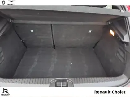 Photo 6 Renault Clio  1.6 E-Tech hybride 140ch Limited -21N