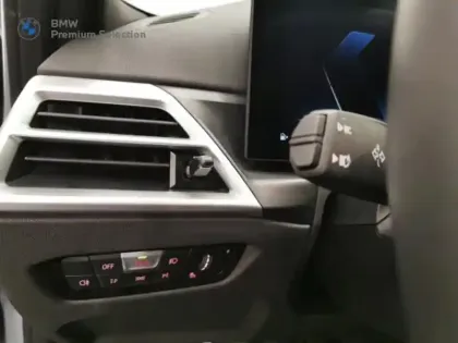 Photo 11 BMW Serie 3 Série 3 330eA 292ch M Sport