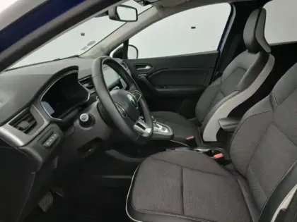 Photo 6 Renault Captur  1.6 E-Tech hybride rechargeable 160ch Intens -21