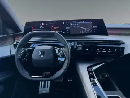 Photo 10 Peugeot 3008  1.2 Hybrid 136ch GT e-DCS6