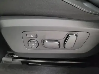 Photo 11 BMW X3  xDrive30e 299ch M Sport