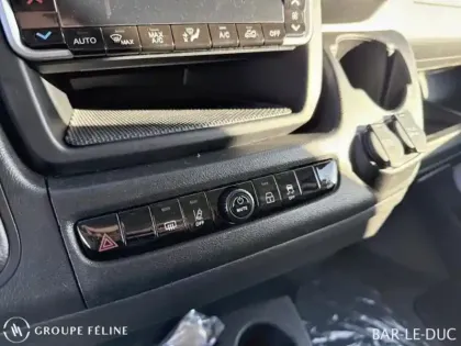 Photo 13 Peugeot Boxer  Fg L2H2 3.5 140ch S&S BVA8