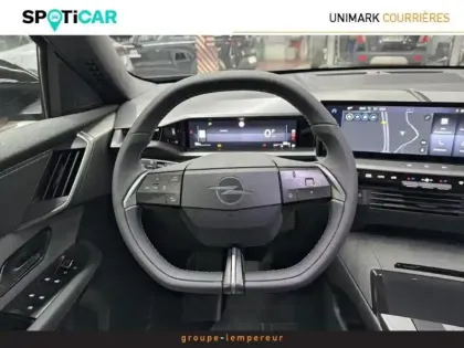 Photo 8 Opel Grandland  1.2 Turbo Hybrid 145ch Edition e-DCT6