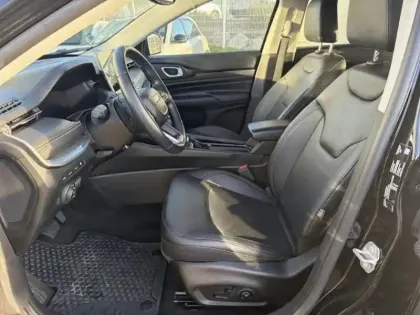 Photo 8 Jeep Compass  1.3 Turbo T4 240ch PHEV 4xe S AT6 eAWD