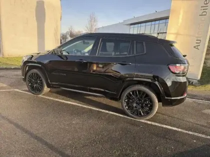 Photo 6 Jeep Compass  1.3 Turbo T4 240ch PHEV 4xe S AT6 eAWD