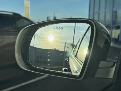 Photo 14 Jeep Compass  1.3 Turbo T4 240ch PHEV 4xe S AT6 eAWD