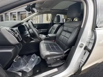 Photo 8 Citroën C5 aircross  Hybrid 225ch Shine Pack e-EAT8