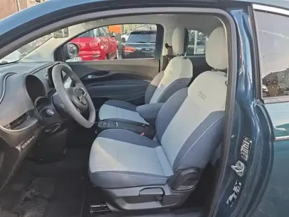 Photo 8 Fiat 500  e 118ch Icône Plus (Pack Style)