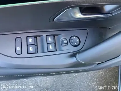 Photo 11 Peugeot 2008  1.2 PureTech 130ch S&S GT