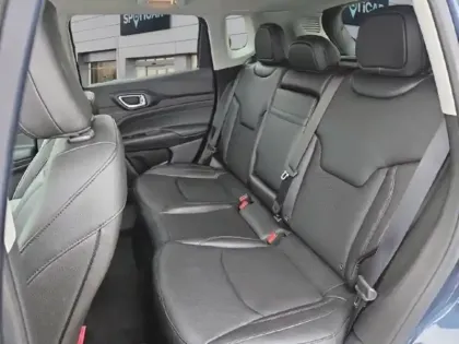 Photo 10 Jeep Compass  1.3 Turbo T4 240ch PHEV 4xe S AT6 eAWD