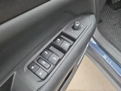 Photo 11 Jeep Compass  1.3 Turbo T4 240ch PHEV 4xe S AT6 eAWD