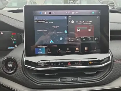 Photo 14 Jeep Compass  1.3 Turbo T4 240ch PHEV 4xe S AT6 eAWD