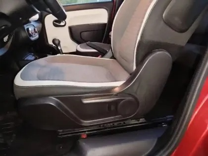 Photo 14 Renault Twingo  E-Tech Electric Intens R80 Achat Intégral - 21