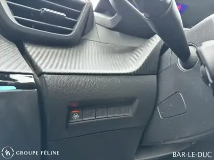 Photo 13 Peugeot 2008  1.2 PureTech 130ch S&S GT