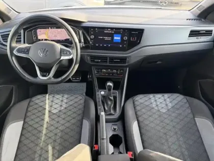 Photo 13 Volkswagen Taigo  1.0 TSI 110ch R-Line DSG7