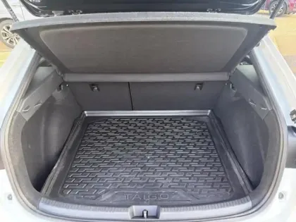 Photo 12 Volkswagen Taigo  1.0 TSI 110ch R-Line DSG7