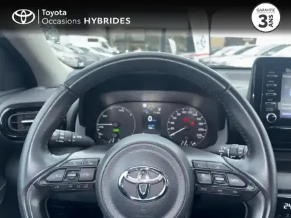 Photo 12 Toyota Yaris  116h Dynamic 5p MY22