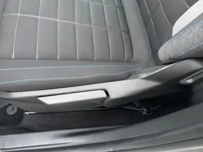 Photo 12 Citroën C3  1.2 Turbo 100ch PLUS