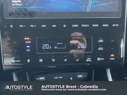 Photo 12 Hyundai Tucson  1.6 CRDI 136ch Hybrid 48V Business DCT7