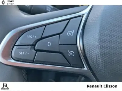 Photo 9 Renault Clio  1.6 E-Tech 145ch full hybrid Evolution + GPS