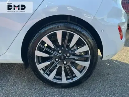 Photo 12 Ford Fiesta  1.0 EcoBoost Hybrid 125ch Titanium Vignale Powershift 5p