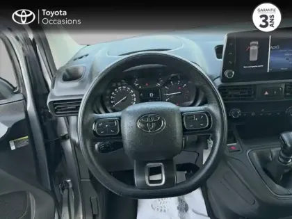 Photo 8 Toyota Proace  CITY Medium 130 D-4D Dynamic MC23