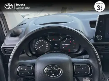 Photo 12 Toyota Proace  CITY Medium 130 D-4D Dynamic MC23