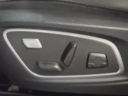 Photo 13 Renault Austral  1.2 E-Tech full hybrid 200ch Iconic