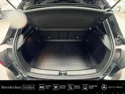 Photo 11 Mercedes Classe A  200 d 150ch AMG Line 8G-DCT