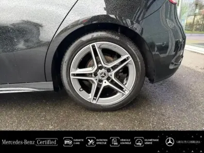 Photo 12 Mercedes Classe A  200 d 150ch AMG Line 8G-DCT