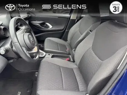 Photo 10 Toyota Yaris  116h Design 5p MY22