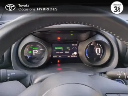 Photo 13 Toyota Yaris  Cross 116h Design MY22