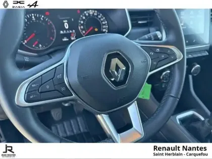 Photo 25 Renault Clio Gén. V (BJA) Ph1 Business 5