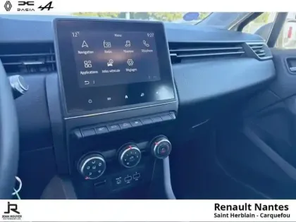 Photo 18 Renault Clio Gén. V (BJA) Ph1 Business 5