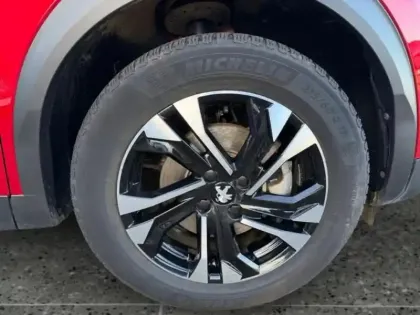 Photo 28 Peugeot 2008  e- 136ch GT