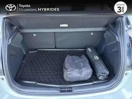 Photo 9 Toyota Yaris  116h Collection 5p MC24