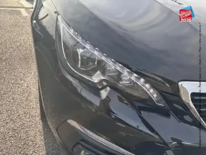 Photo 12 Peugeot 308  1.2 PureTech 130ch E6.3 S&S GT Line EAT8