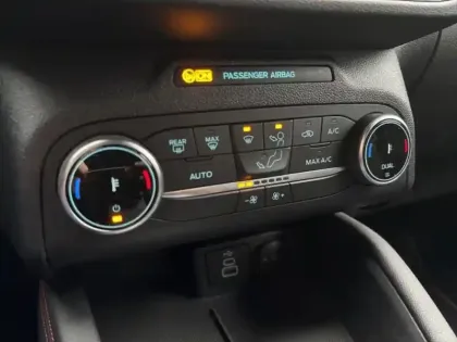 Photo 14 Ford Kuga  2.5 Duratec 190ch FHEV E85 ST-Line BVA