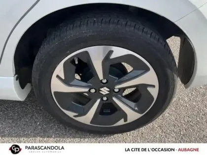 Photo 10 Suzuki Swift  1.2 Dualjet Hybrid 83ch Pack