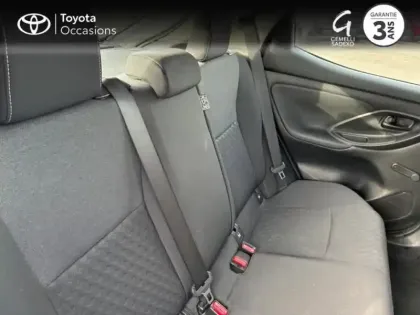 Photo 6 Toyota Yaris  70 VVT-i Dynamic 5p MY22