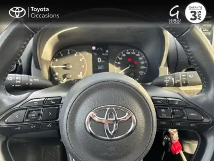 Photo 12 Toyota Yaris  70 VVT-i Dynamic 5p MY22