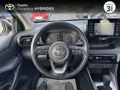 Photo 8 Toyota Yaris  116h Dynamic 5p
