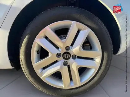 Photo 9 Renault Clio  1.5 Blue dCi 100ch Evolution - 24