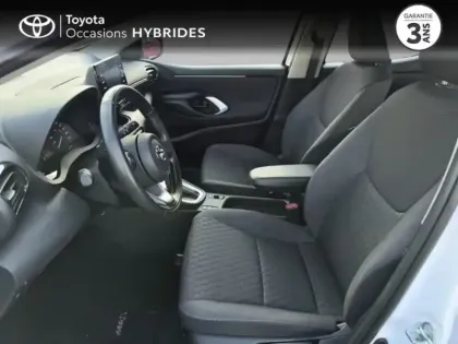 Photo 10 Toyota Yaris  116h Dynamic 5p MY22