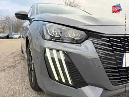 Photo 12 Peugeot 208  1.2 100ch S/S Allure Camera